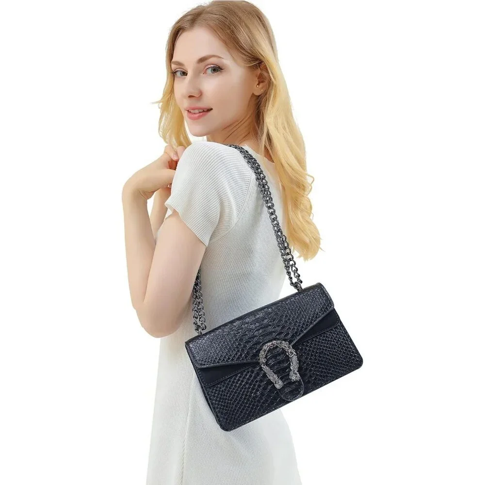 ⚡ Women's Leather Vintage Snake Print Crossbody Black Square Satchel Handbag